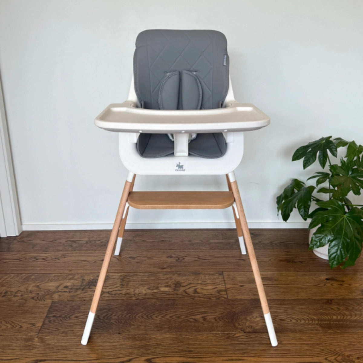 Moose TED Highchair & Stool