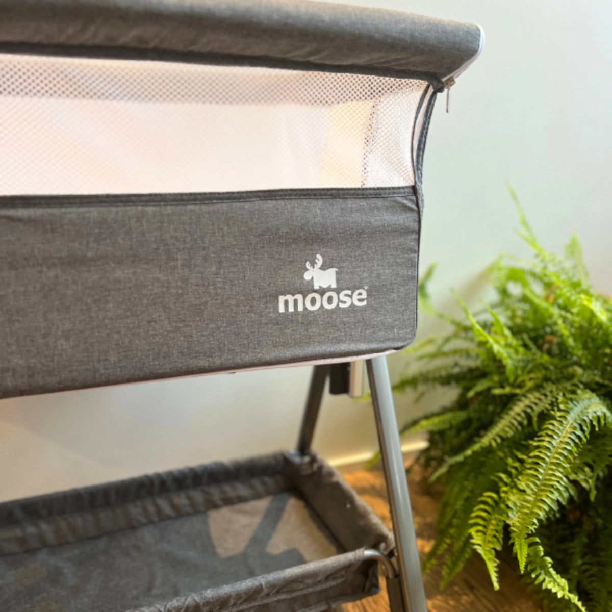 Moose Eden Co-Sleeper Crib (with two FREE mattress protectors)