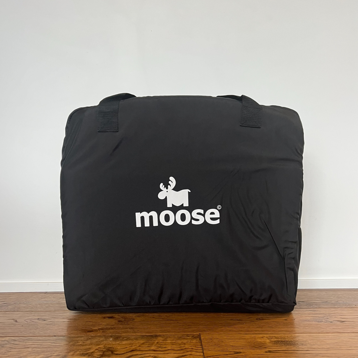 Moose Emmett Travel Cot (with Bassinet feature & 2 FREE fitted sheets)