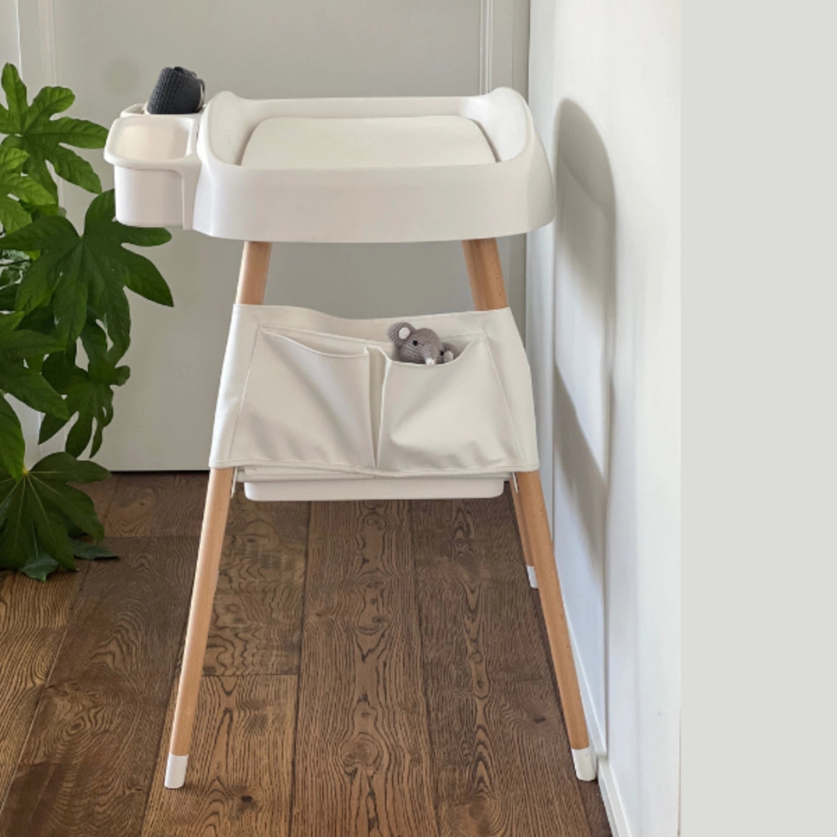 Mabel Baby Change Table (with FREE Changing Pad & Fitted Sheet)