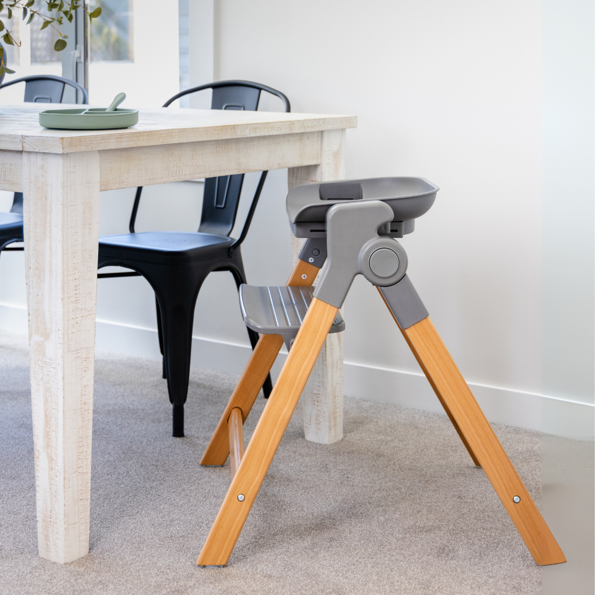 The MOOSE Frankie Foldable HighChair (Grey)