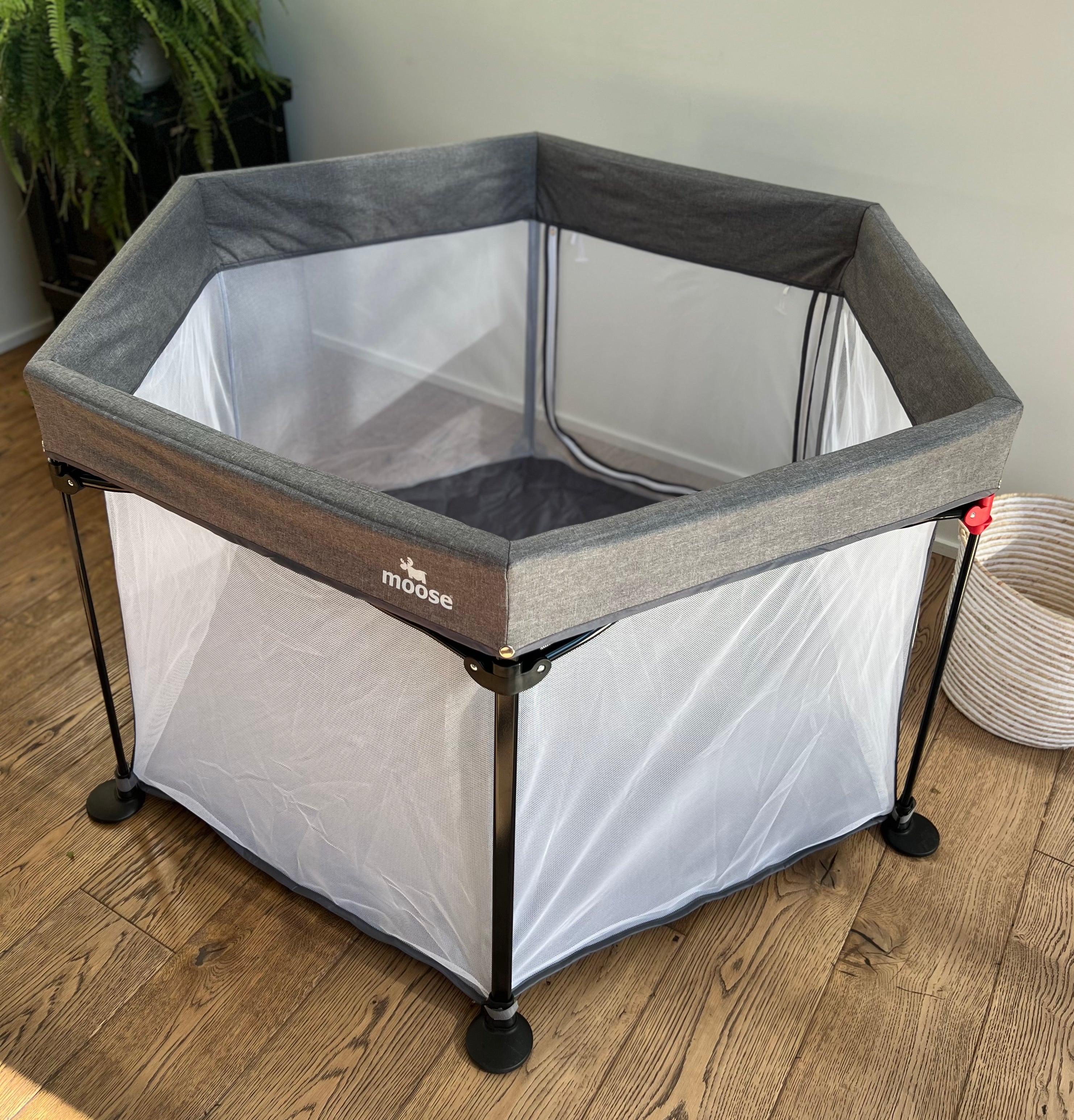 Moose Harley Play Pen