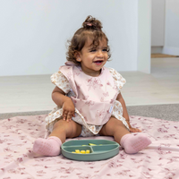 Moosebaby mess mat and bib feeding accessories