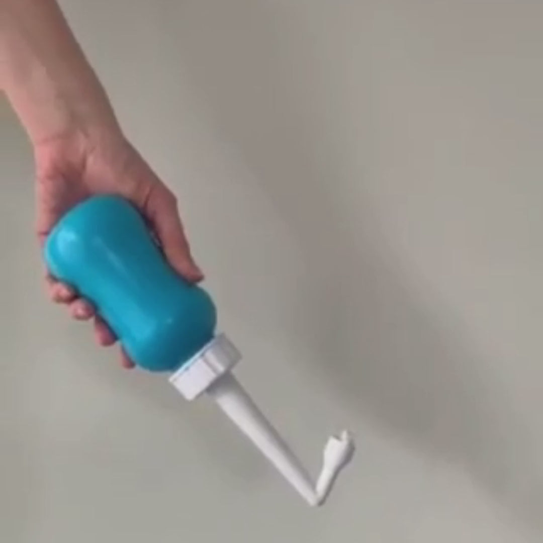 Load video: Maia Mum On the Go Peri Bottle