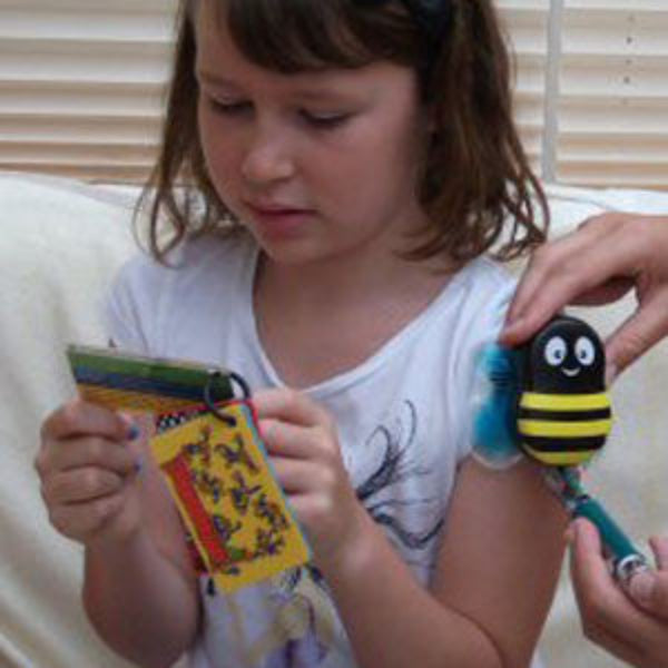buzzy distraction cards
