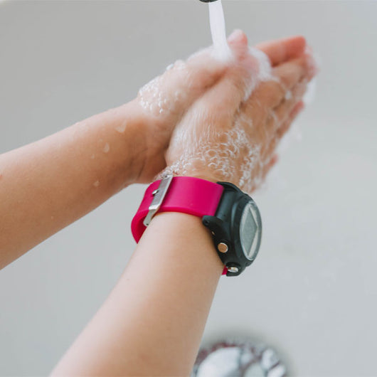 Couple watch female simple temperament vibration alarm clock bracelet  student sports waterproof couple | Shopee Malaysia